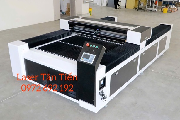 Máy Cắt Laser CO2 1325