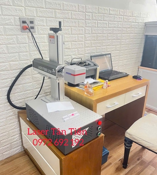 Máy khắc kim loại khung mini nhỏ gọn